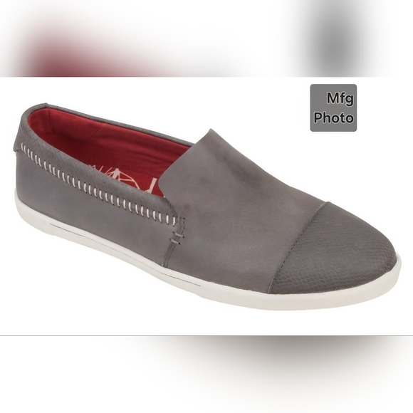 OluKai Shoes - Olukai Alohi Slip-on Sneakers, Womens 7